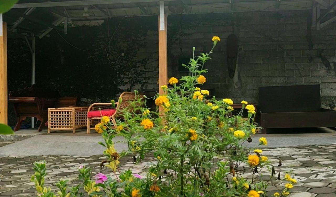 Oyo 2864 Mangsit Garden Homestay Exterior photo