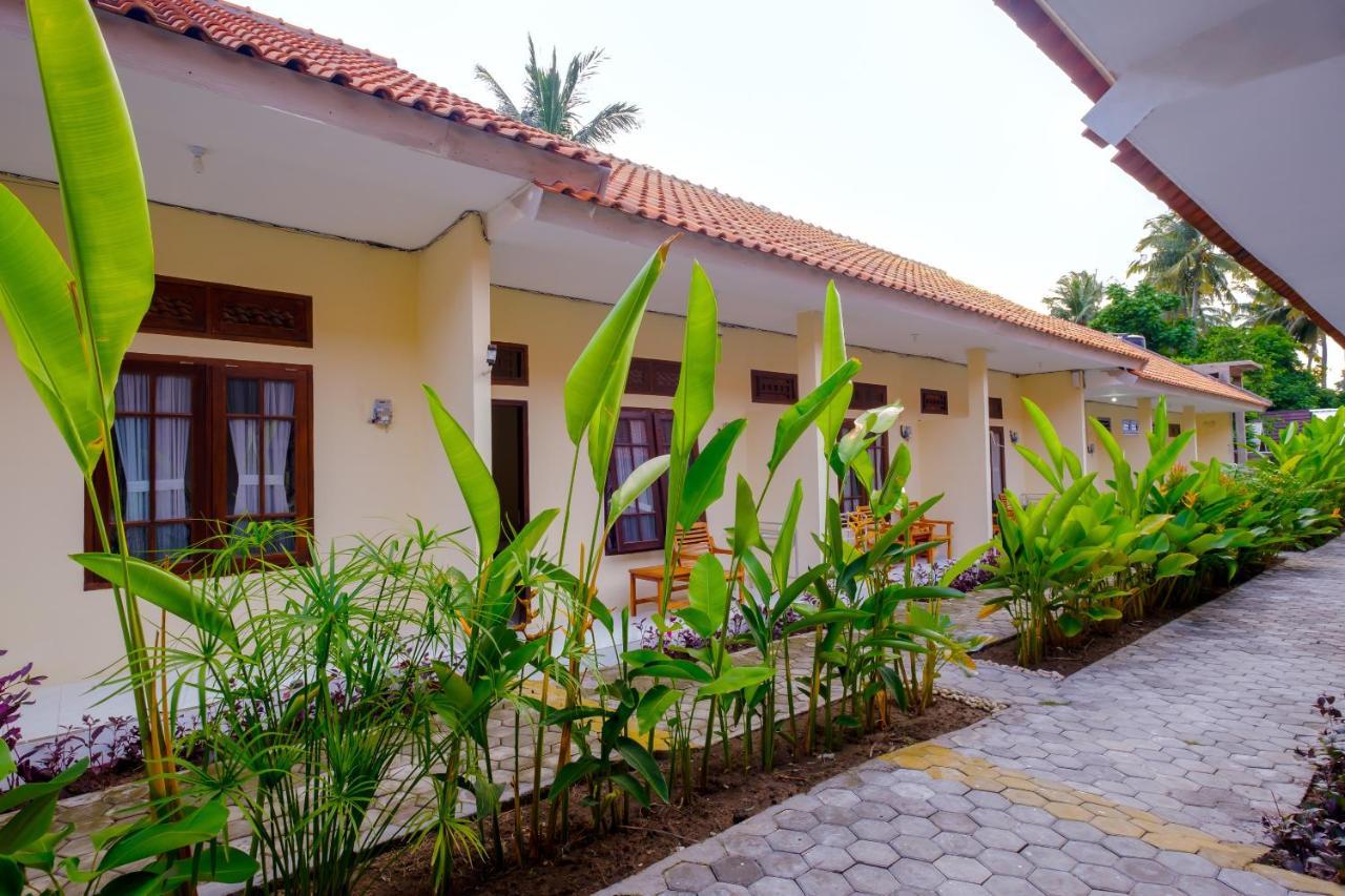 Oyo 2864 Mangsit Garden Homestay Exterior photo